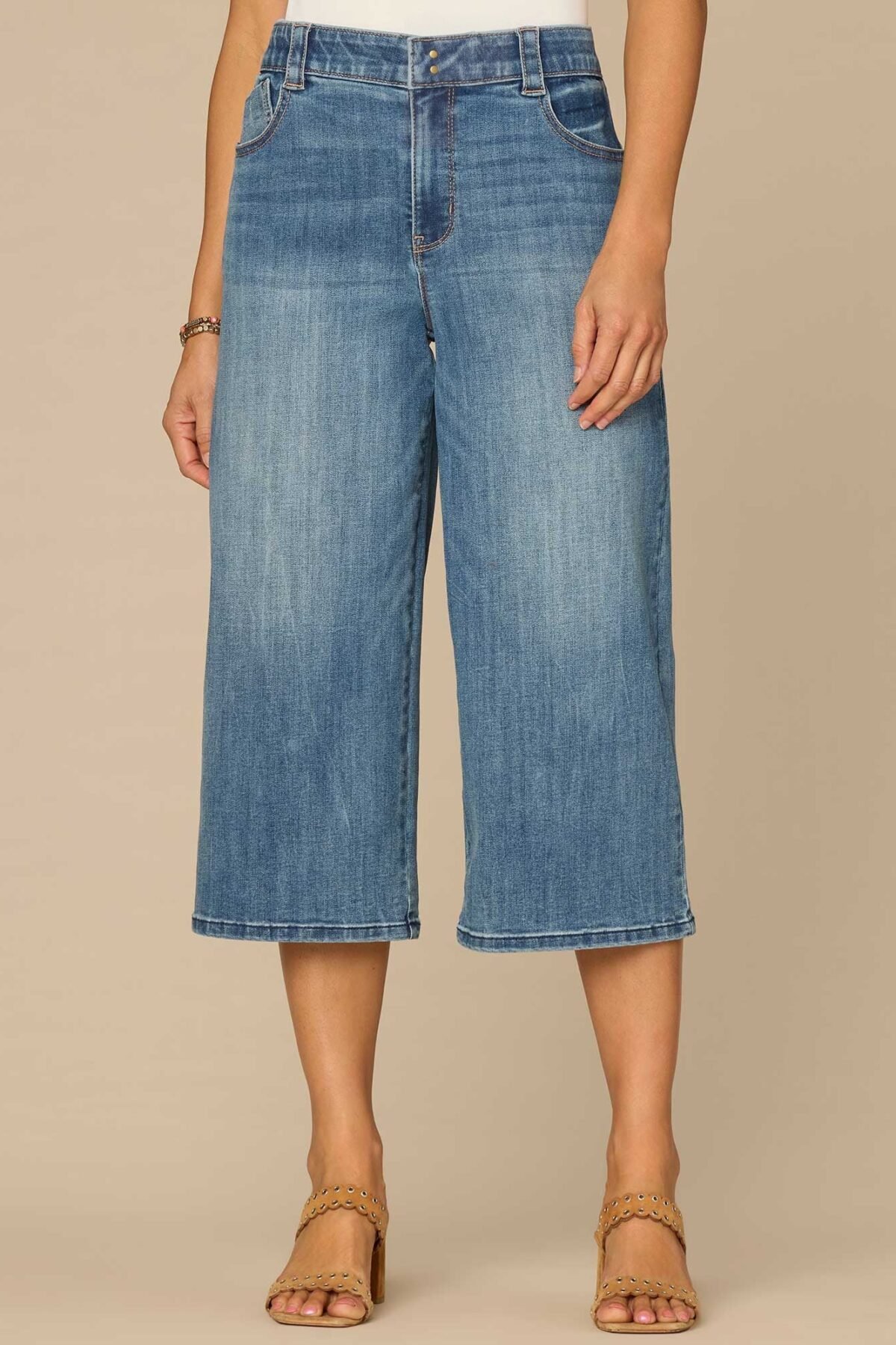 Fast Wear High Rise Hook and Bar Relaxed Capri Jeans
