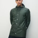 Green Waterproof Rain Jacket for Men Outdoor Rain Protection