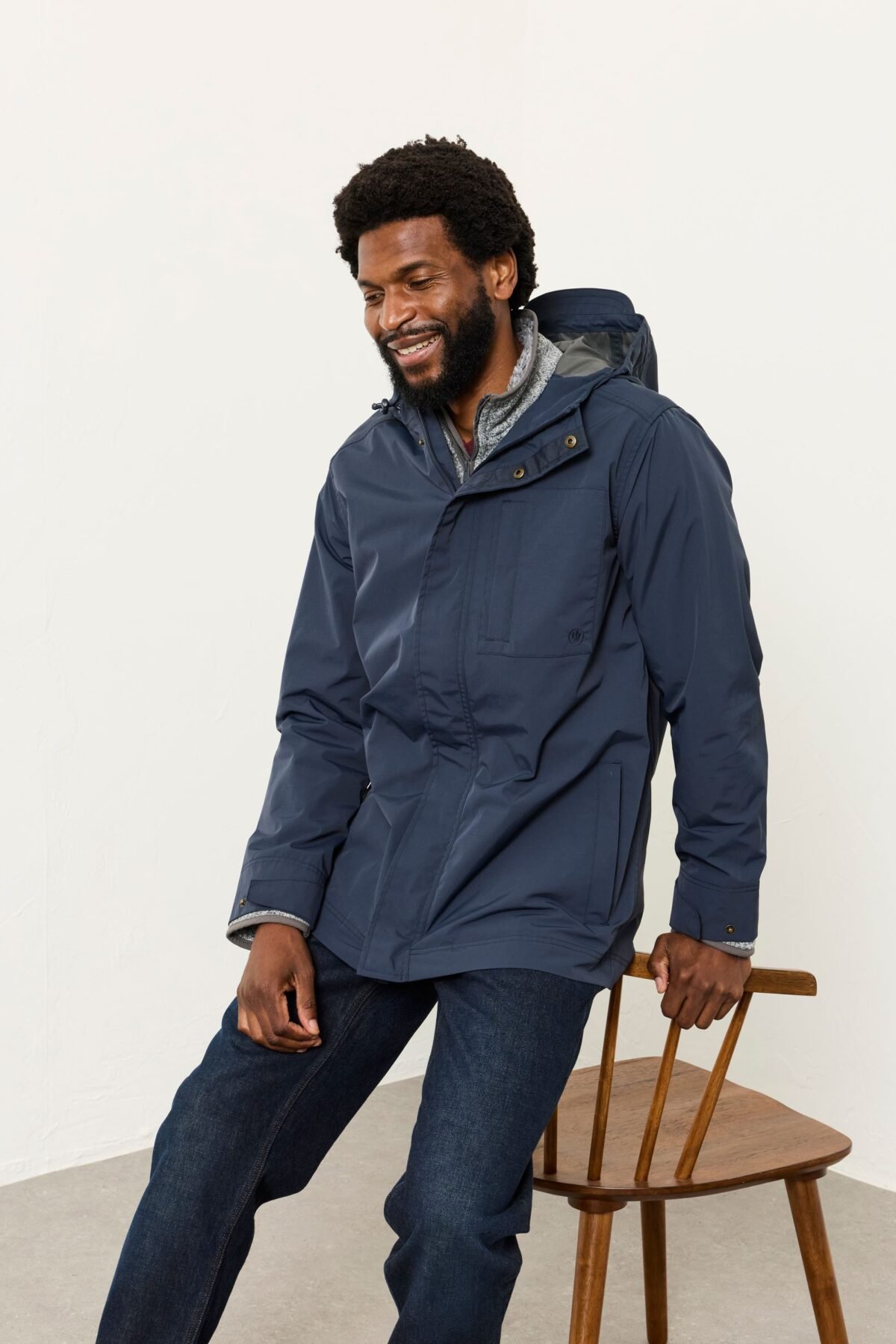 Navy Blue Lightweight Waterproof Jacket for Men Outdoor Adventure Wear