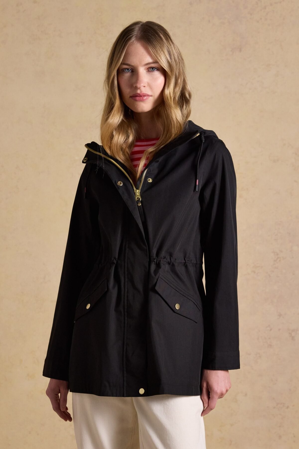 Women's Black Hooded Waterproof Raincoat Stylish Outdoor Rainwear