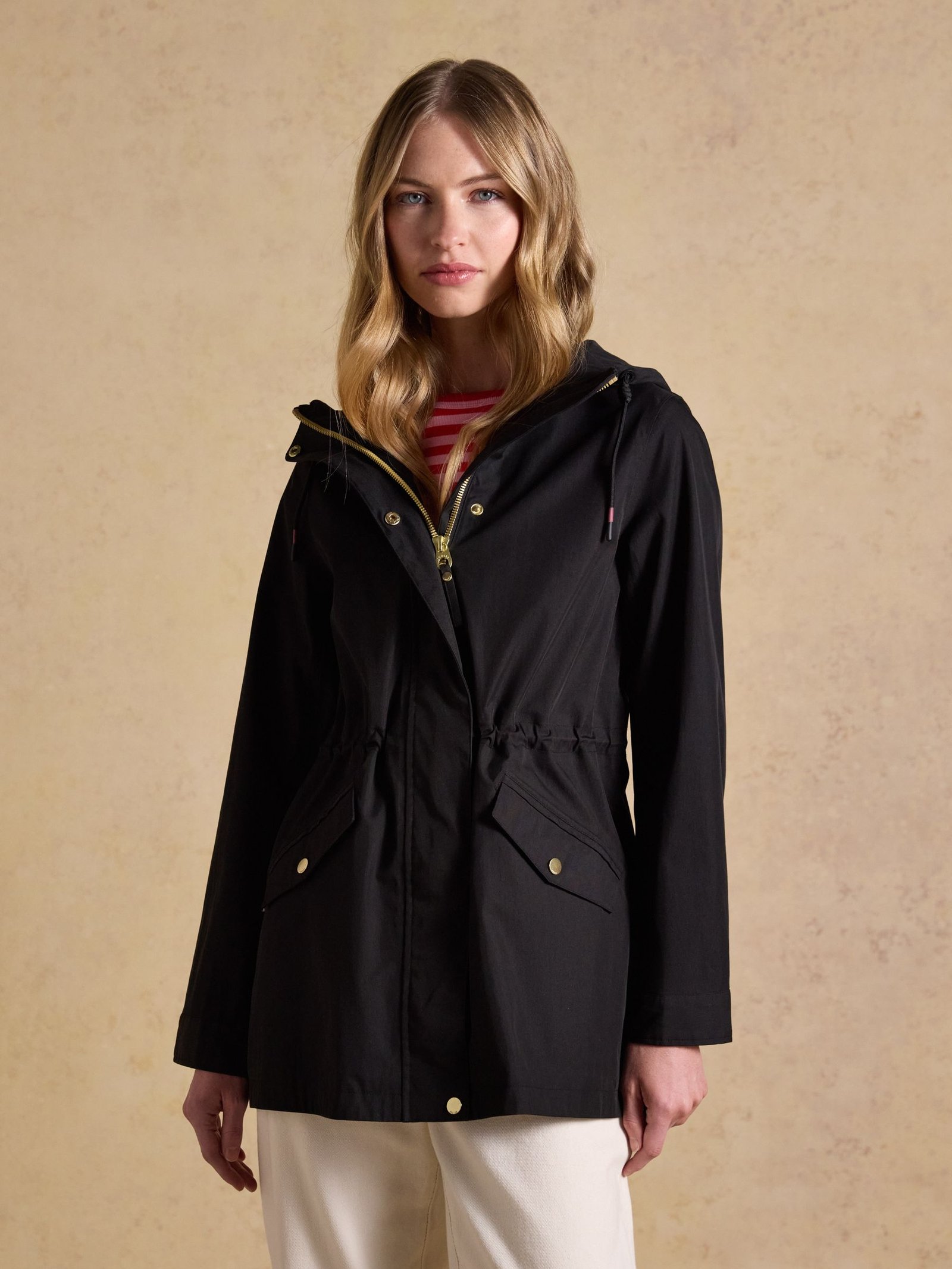 Women's Black Hooded Waterproof Raincoat Stylish Outdoor Rainwear
