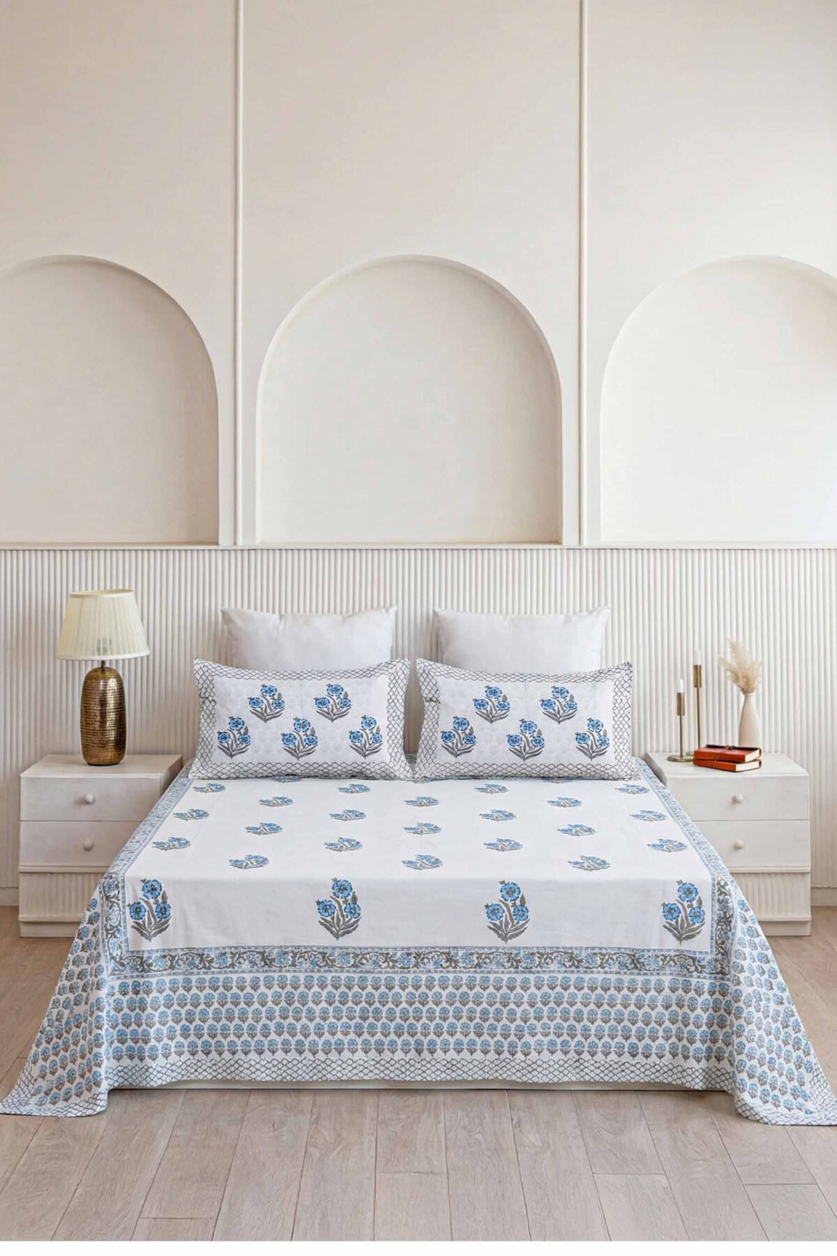 Cornflower Blue Floral Bouquet Pure Cotton King Size Bedsheet