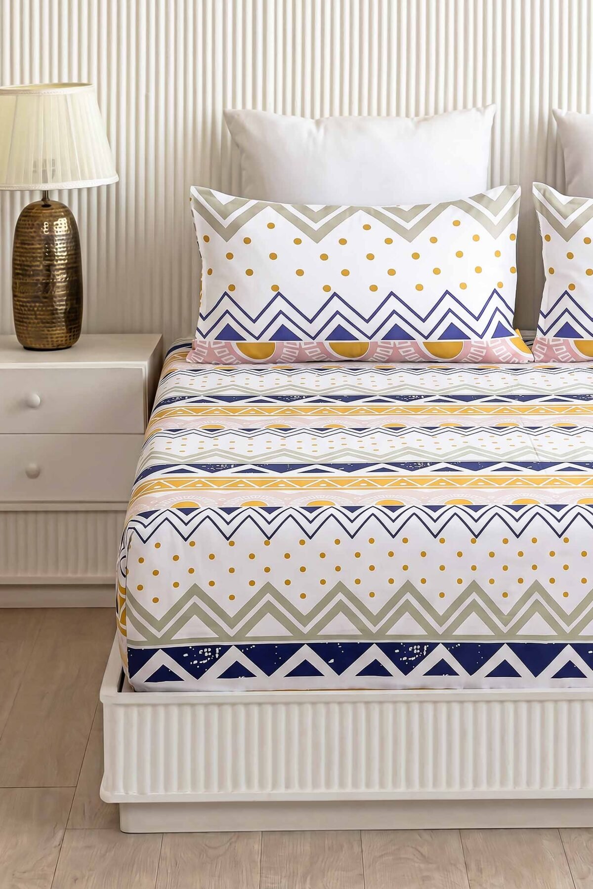Utsav Rekha Geometric King Size Pure Cotton Bedsheet