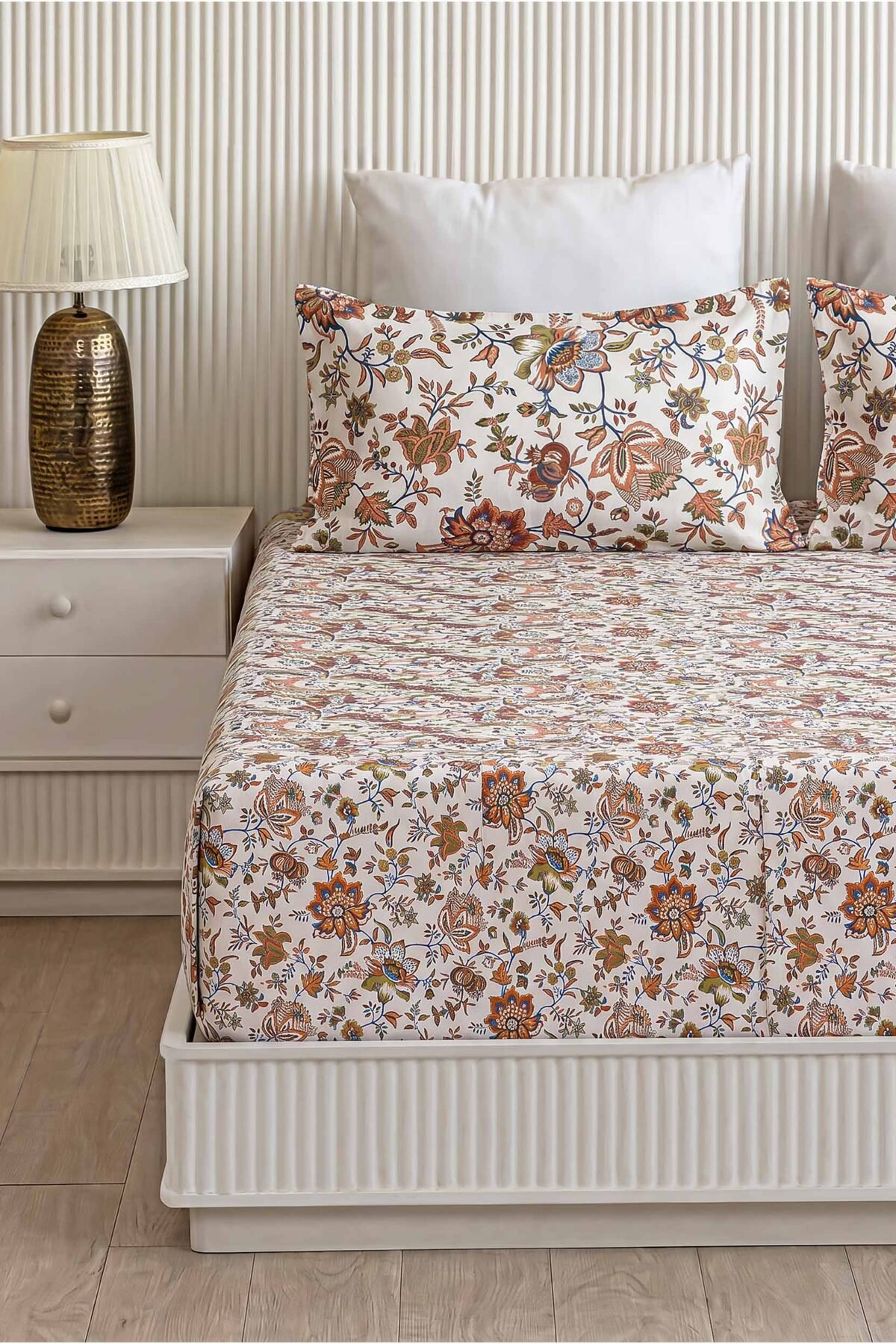 Urvashi Rust Floral King Size Pure Cotton Bedsheet