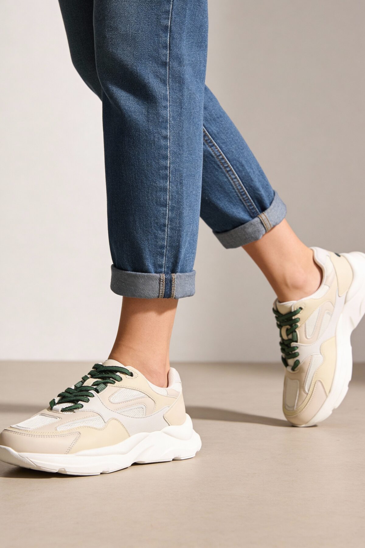 Fast Wear Beige Mesh Detailed Lace-Up Sneakers