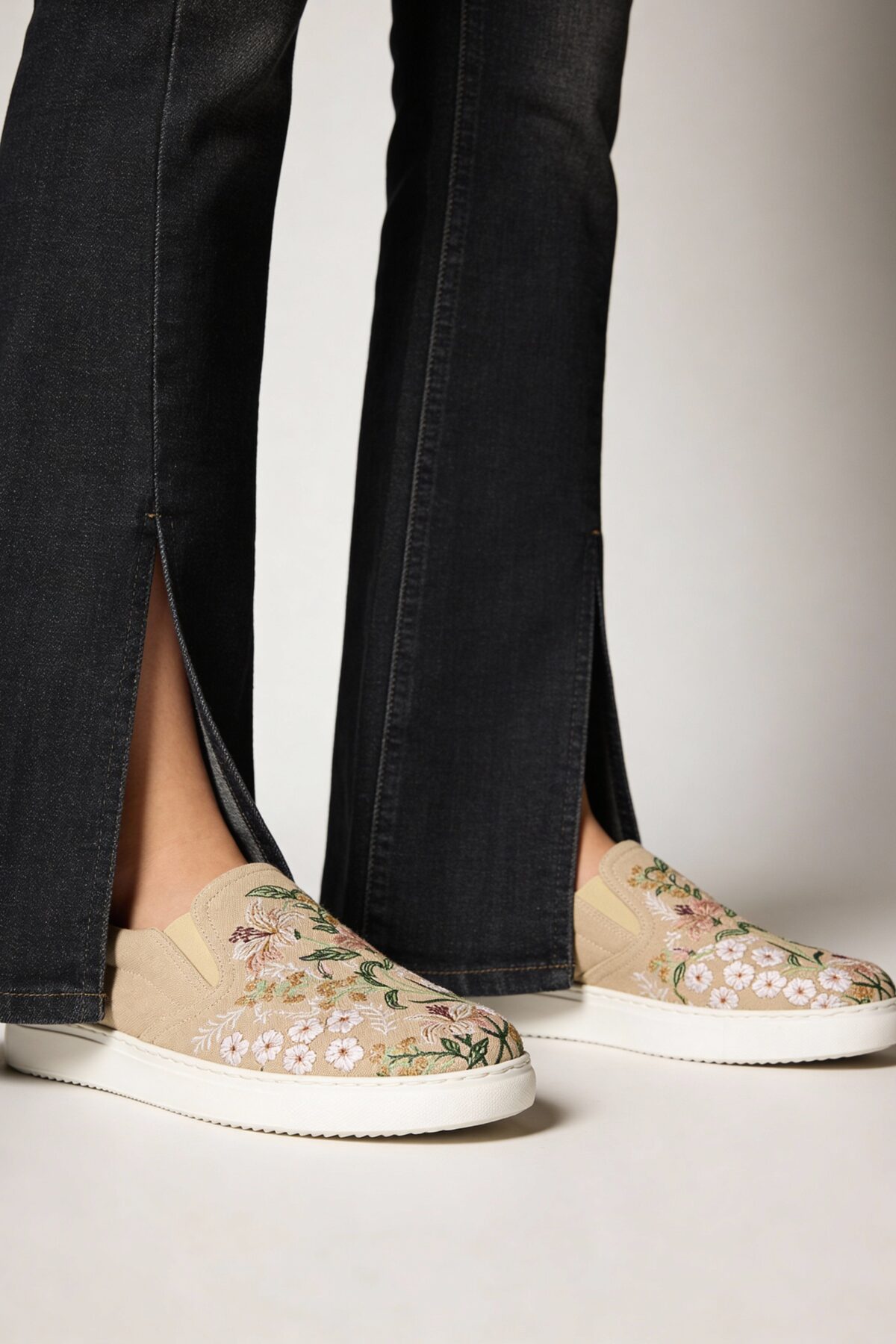 Fast Wear Beige Floral Embroidered Loafers