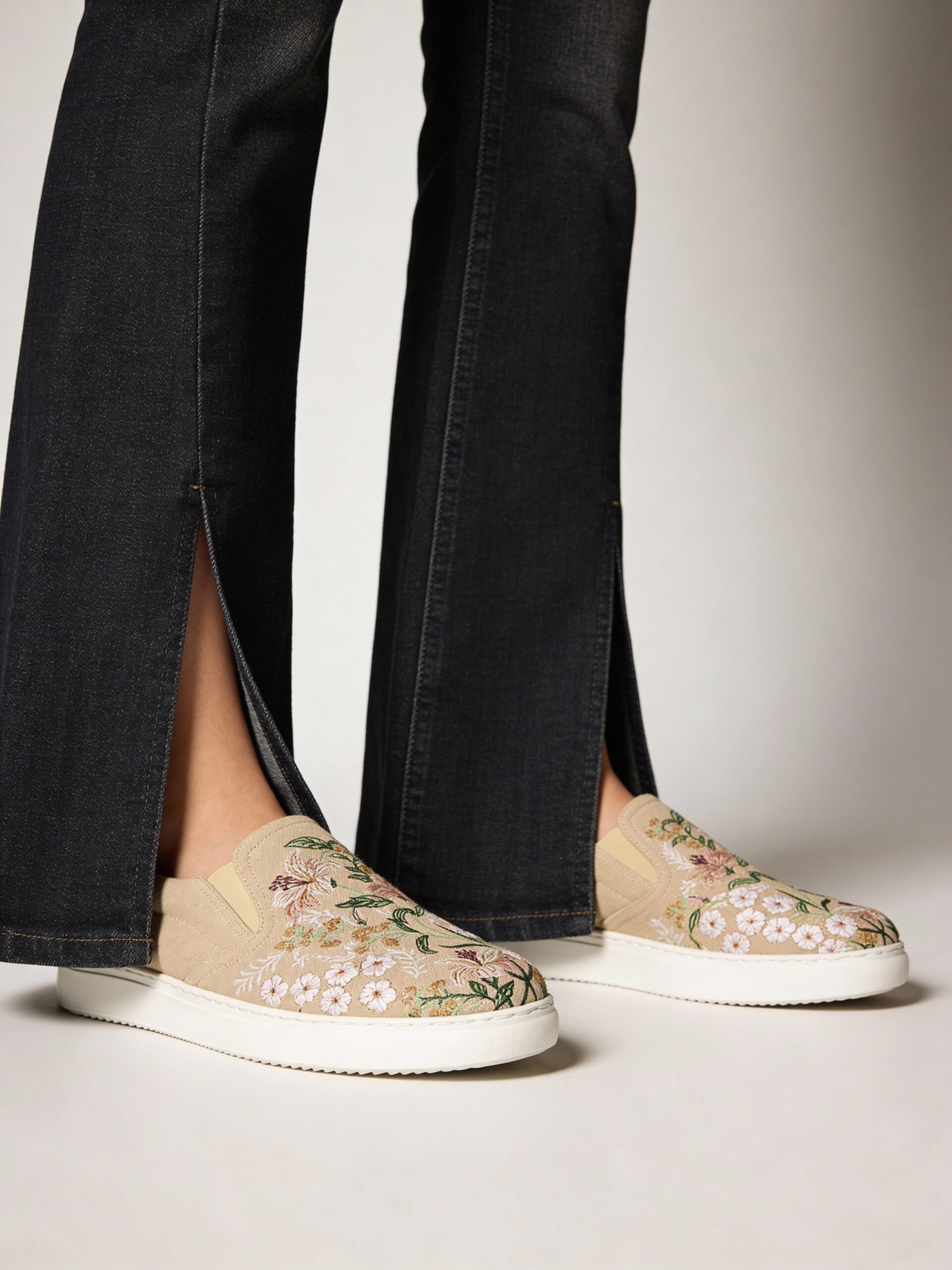Fast Wear Beige Floral Embroidered Loafers