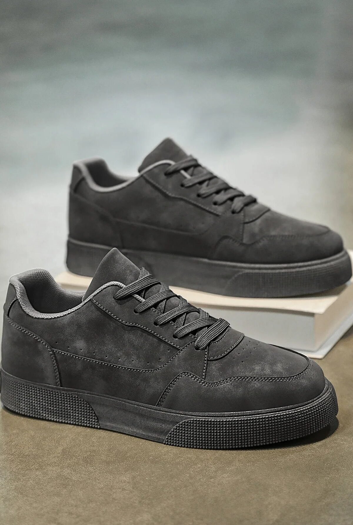 Valen Suede Sneaker