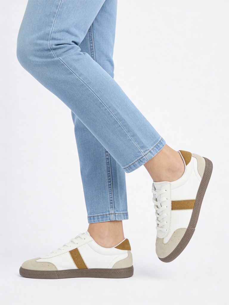Fast Wear White Colour-Blocked Lace-Up Sneakers