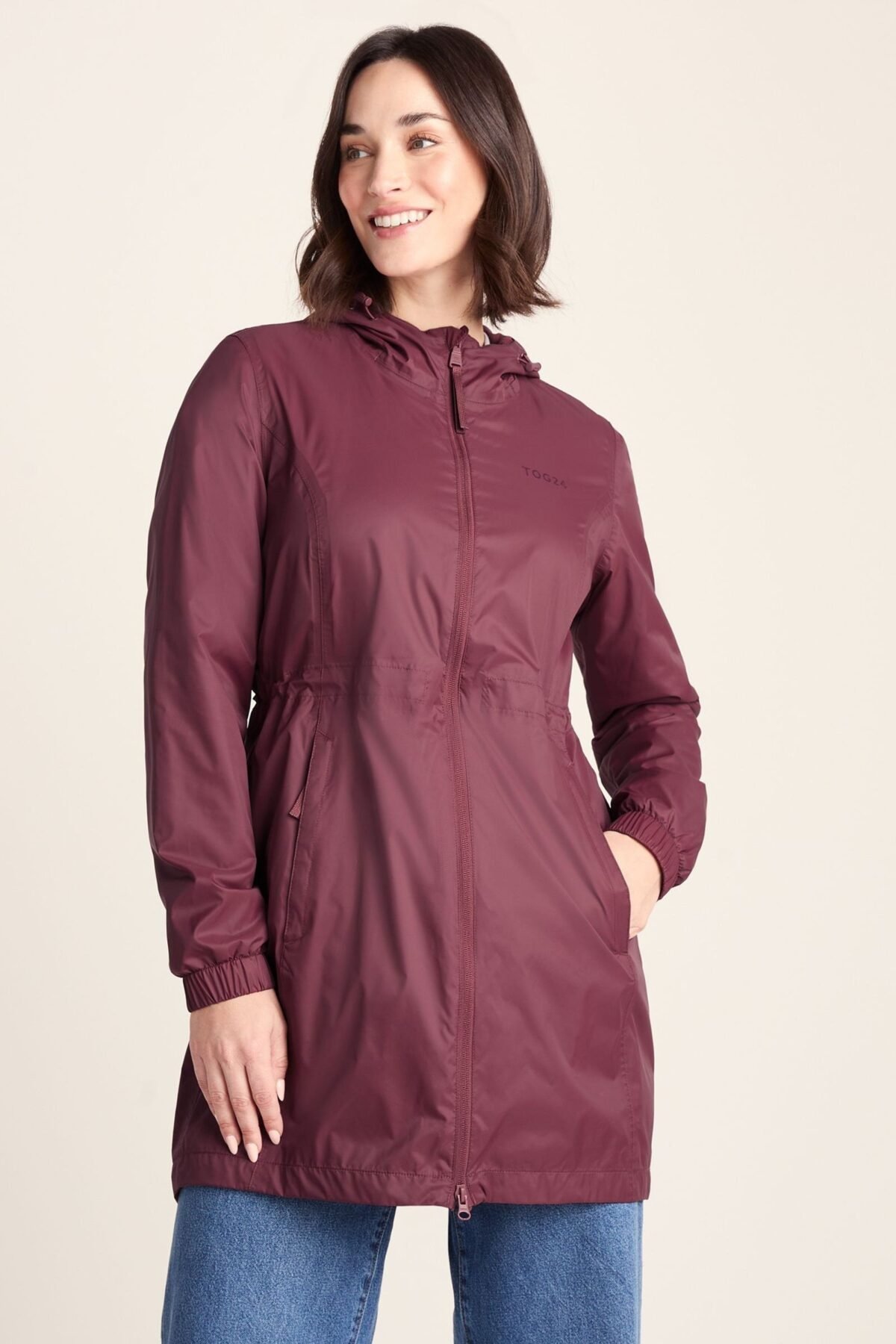 Women's Purple Waterproof Packable Rain Jacket Lightweight Outdoor Rainwear